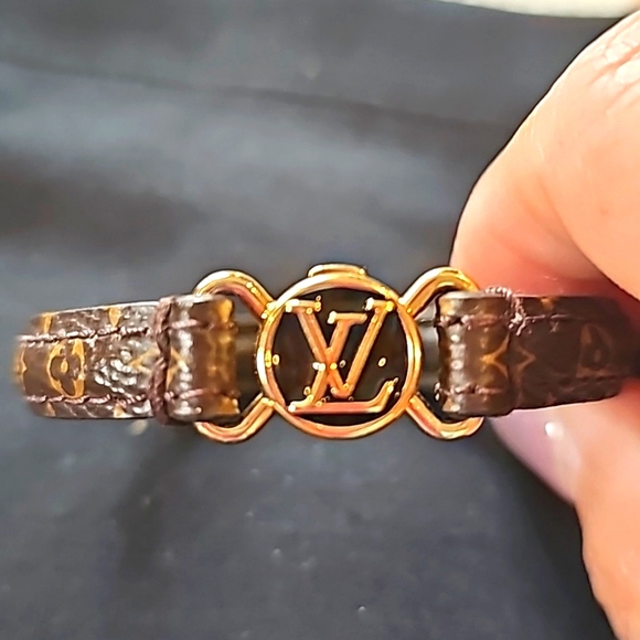 Louis Vuitton Bracelet,  Size 17 - Picture 1 of 5